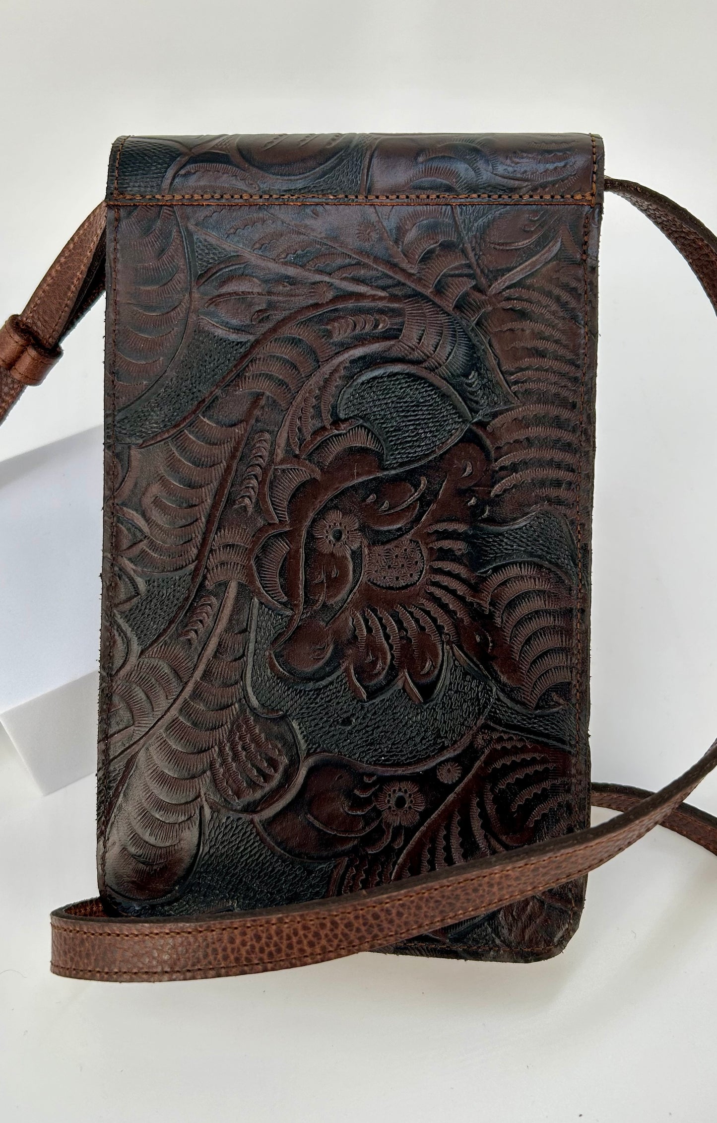 Kingsley Phone Bag 372 Paxson Cedar/Engraved Brown