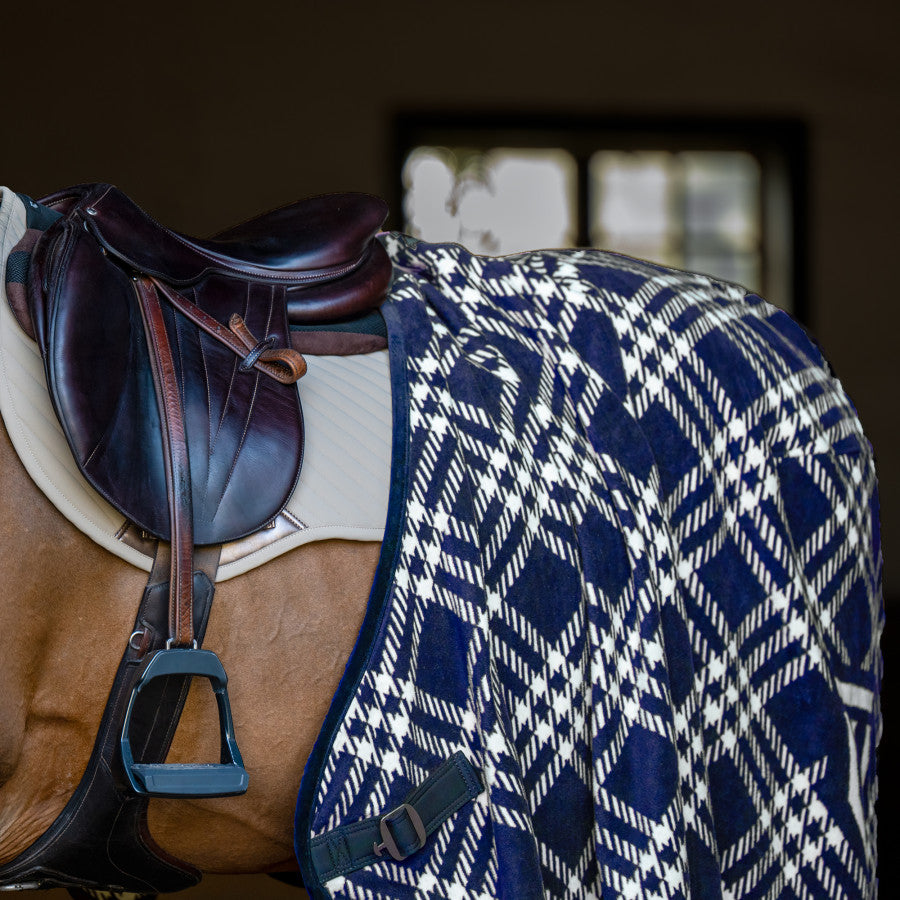 Winderen Horse Rug Thermo Coat 145 cm (6'6") - Navy/Ivory