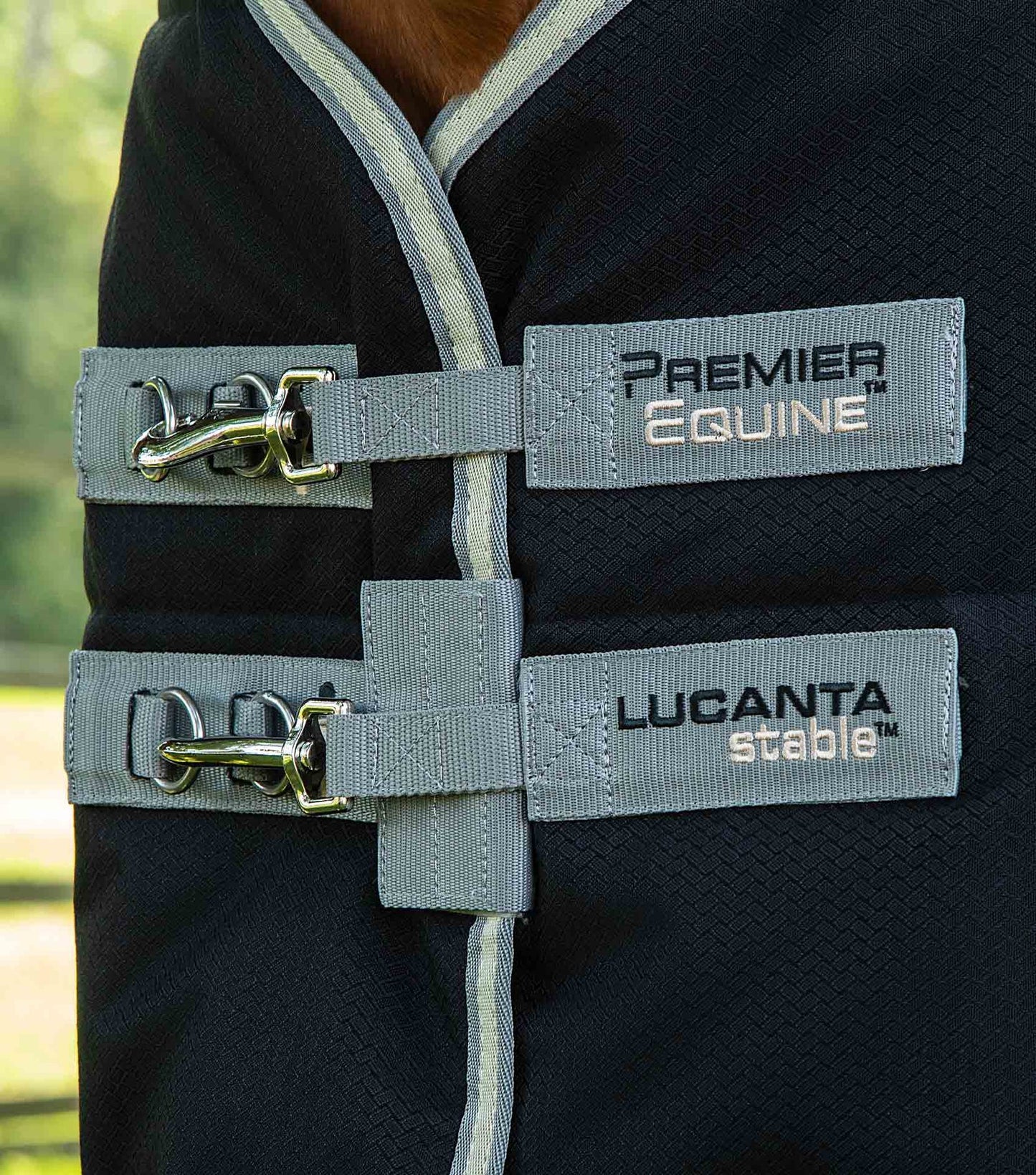 Premier Equine UK Lucanta Demi Stable 100g - Black