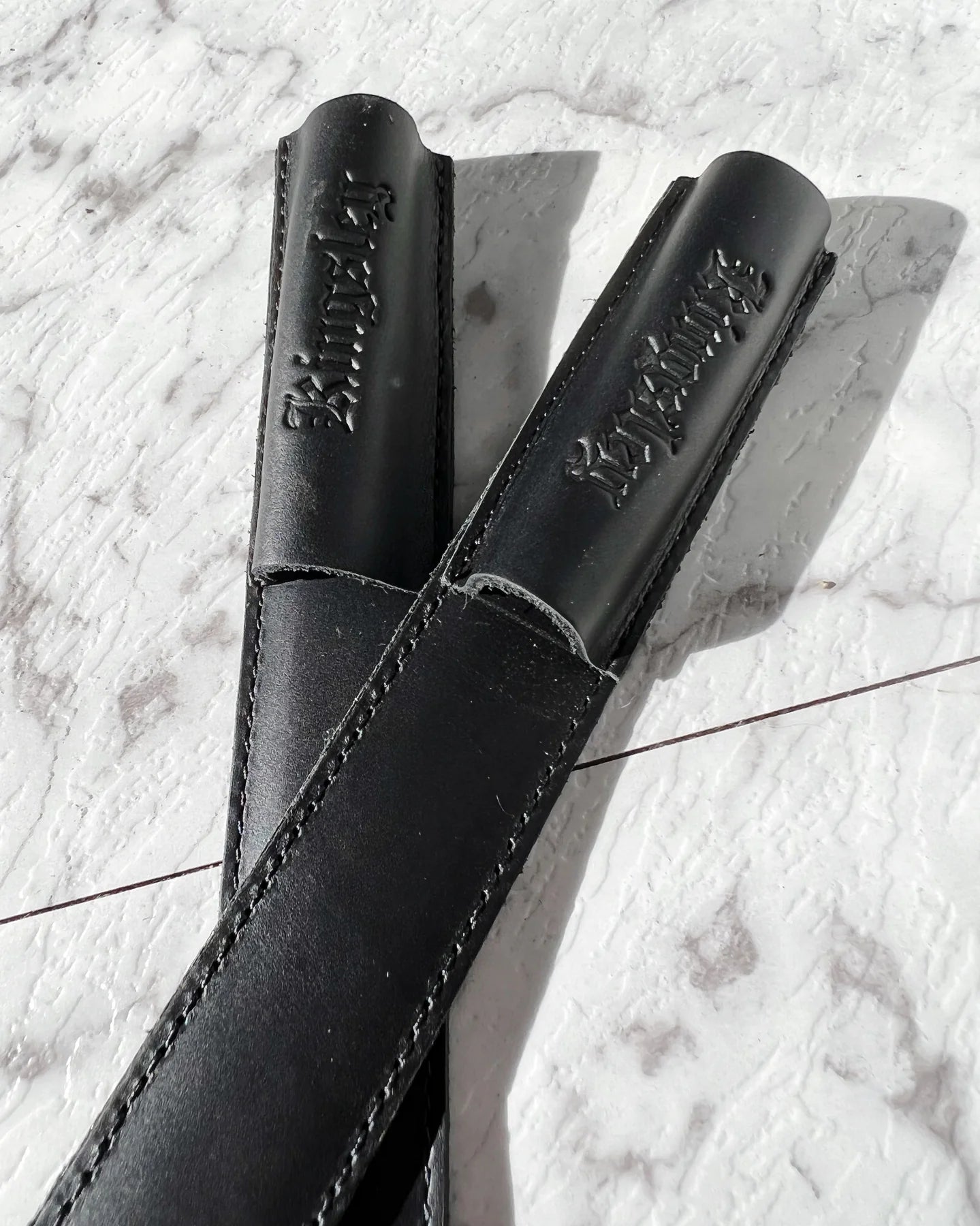 KINGSLEY SPUR GUARD - Nature Black
