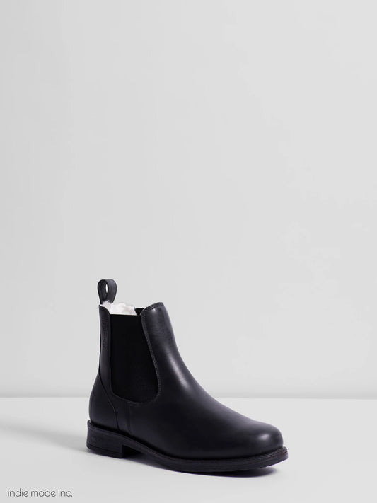 Kingsley Amsterdam Boot 39 Gaucho Black/Black Elastic  with White Sheepskin Lining