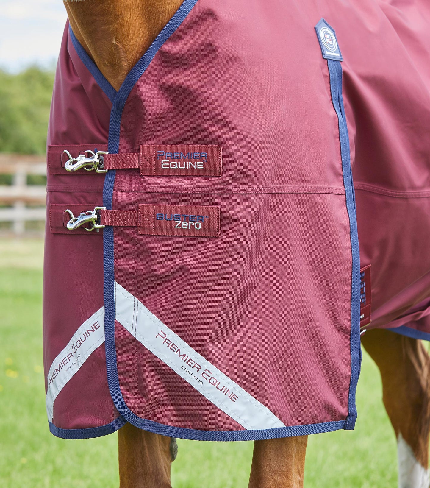 Premier Equine UK Buster Zero gram Original Turnout Rug/Rain Sheet Burgundy