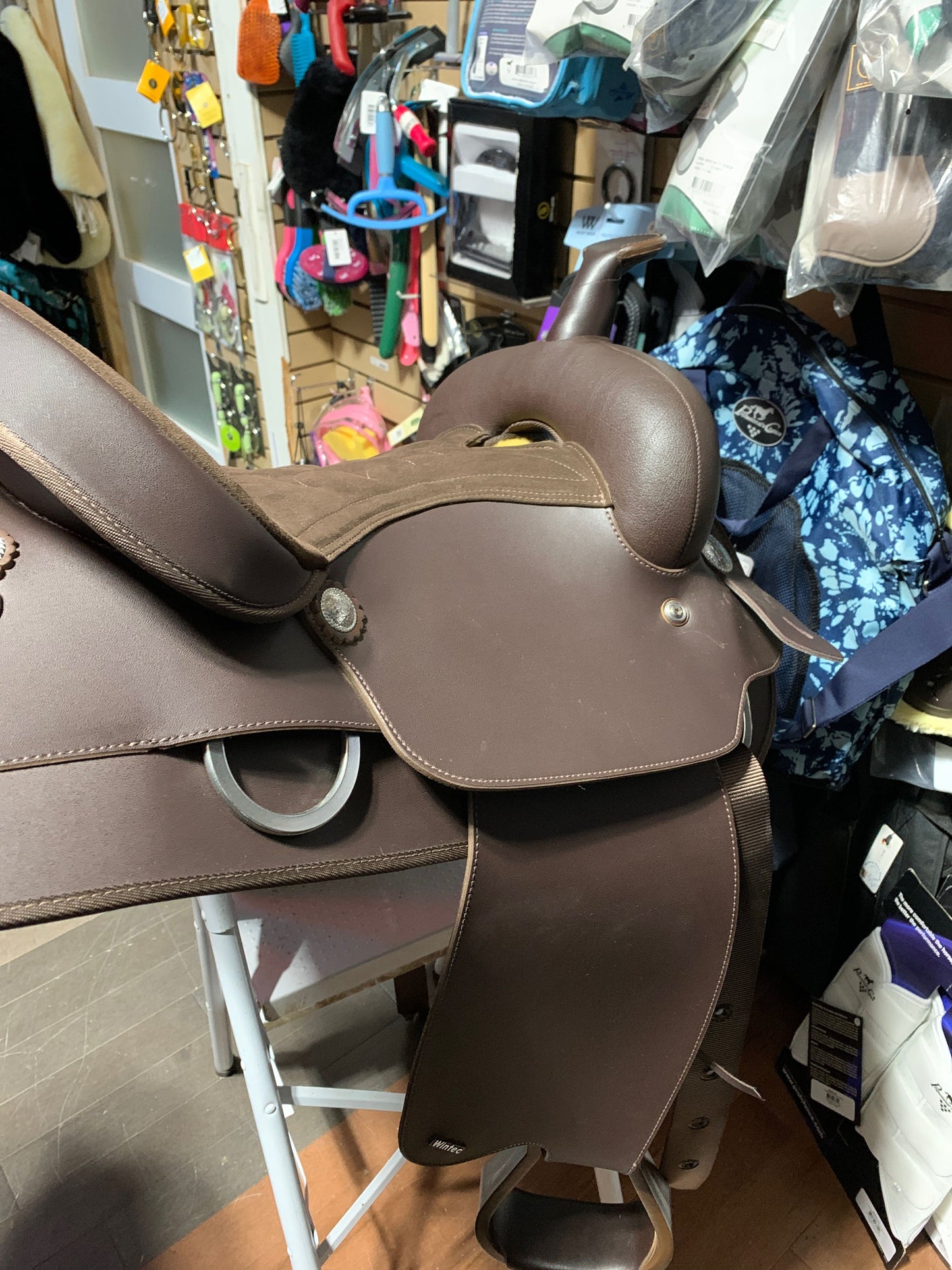 Used - Wintec Western Pleasure Saddle 15" seat (Semi-Quarter Horse Bars) - Used - Like New