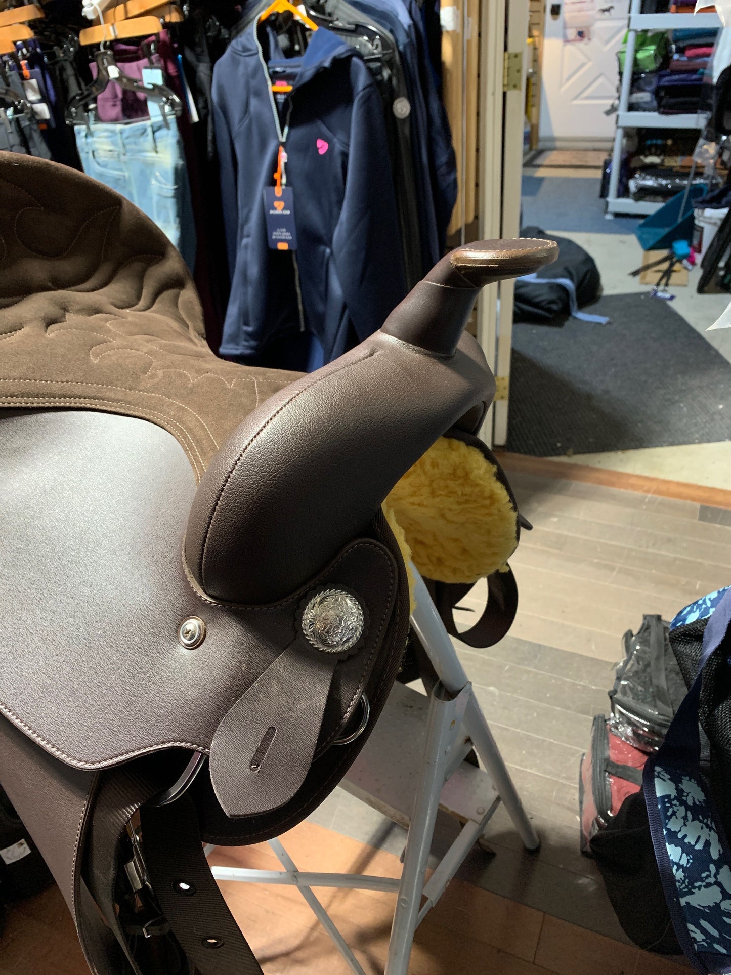 Used - Wintec Western Pleasure Saddle 15" seat (Semi-Quarter Horse Bars) - Used - Like New