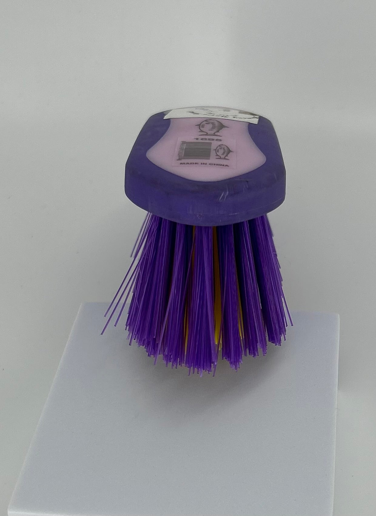 Hill Brush 6.75" Grippee Dandy Brush - Purple